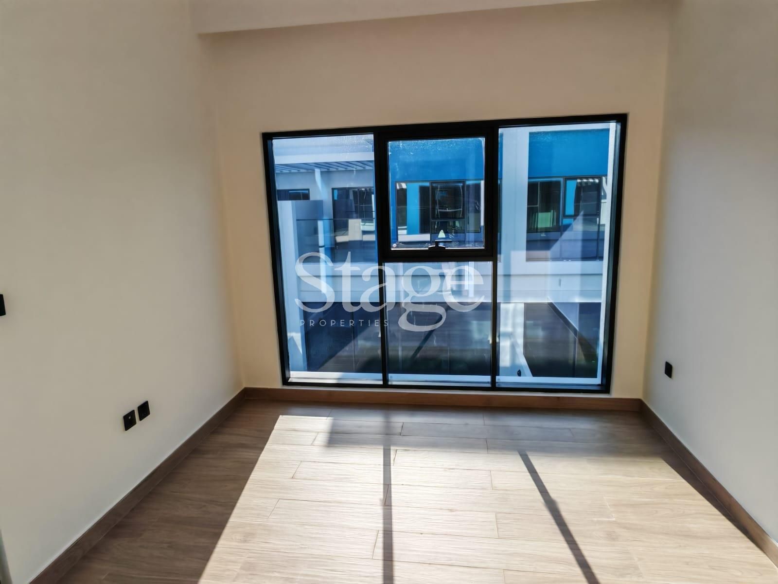 تاون هاوس من ٤ غرف نوم للبيع في Damac Lagoons، Dubai TH10019S