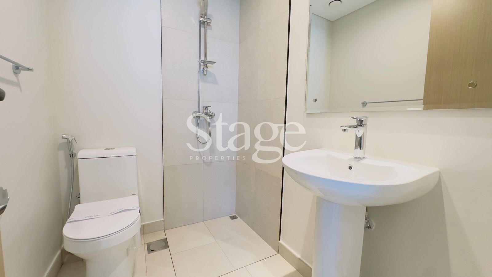 تاون هاوس من ٤ غرف نوم للبيع في Damac Lagoons، Dubai TH10019S