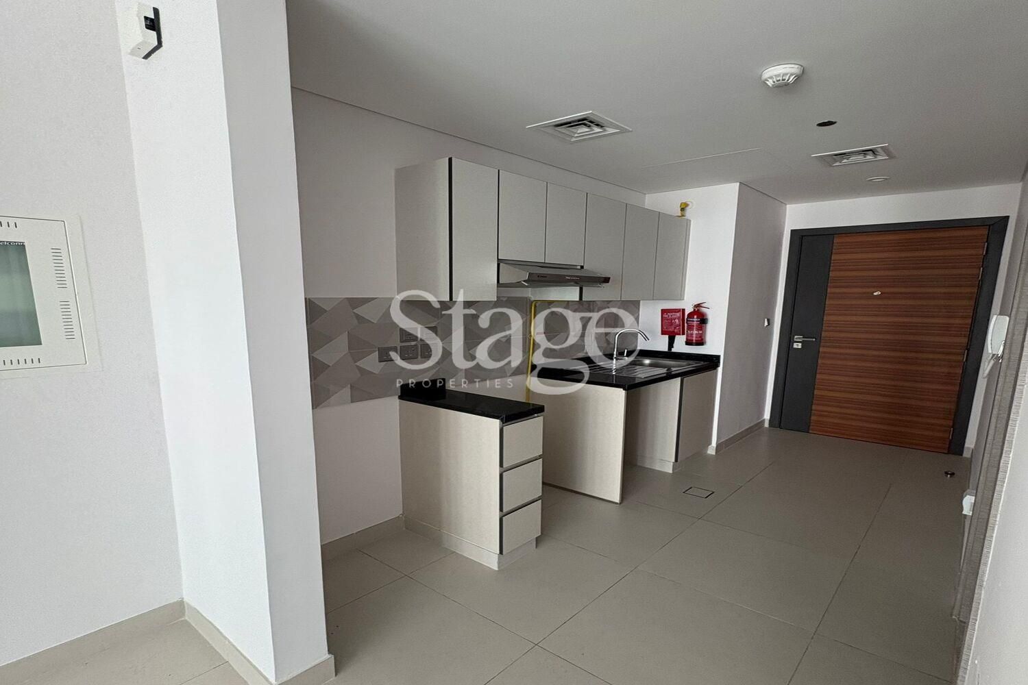 Studio for Rent in Al Jaddaf, Dubai AP10073L