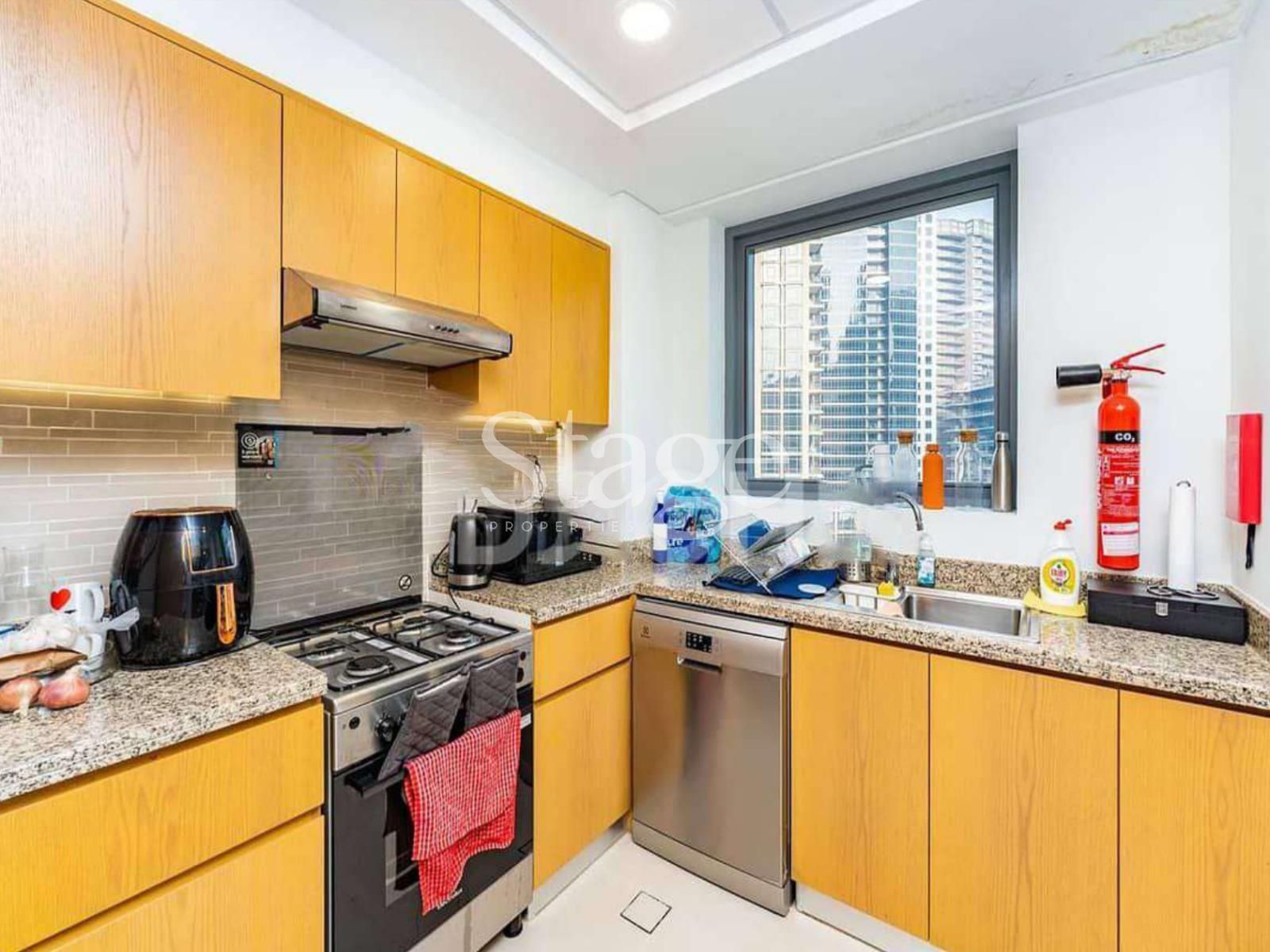 شقة من غرفة نوم للبيع في Downtown Dubai، Dubai AP7962S