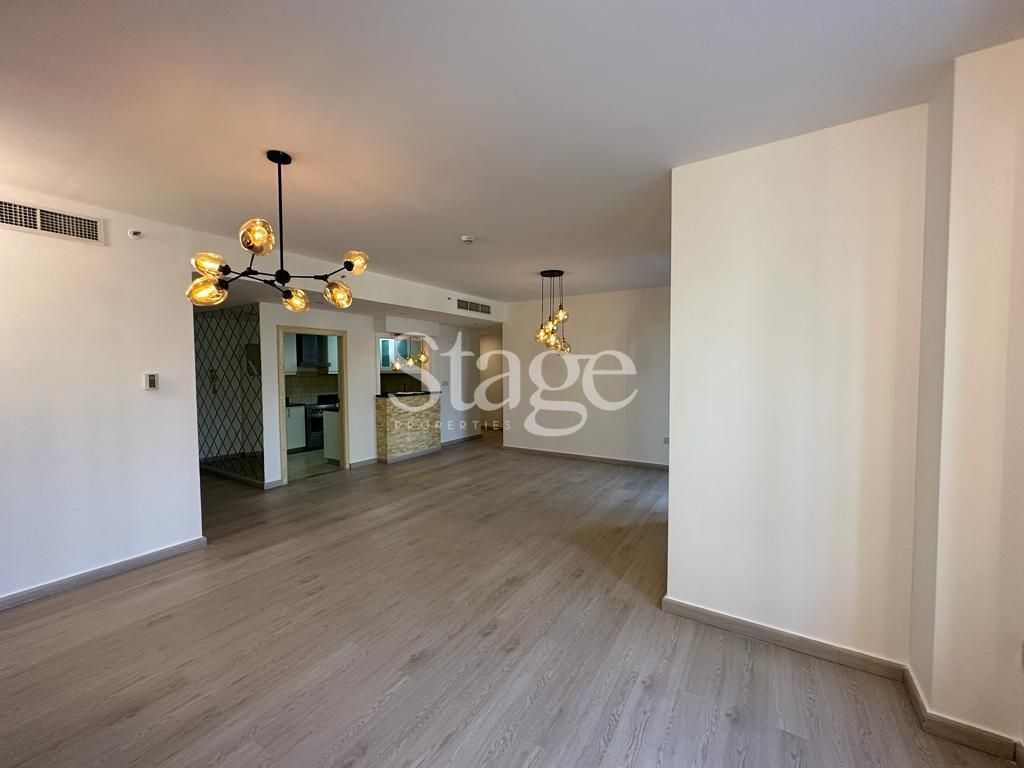 2 bedrooms apartment for Sale in Jumeirah Beach Residence, Dubai AP9710S