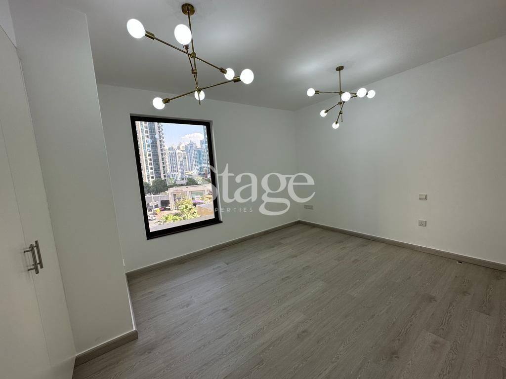 2 bedrooms apartment for Sale in Jumeirah Beach Residence, Dubai AP9710S