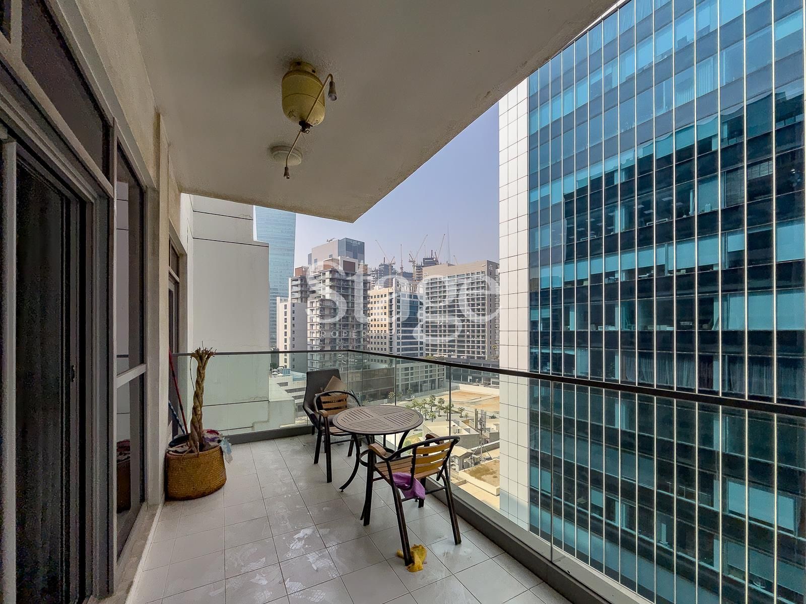 1 bedroom apartment for Rent in Business Bay, Dubai AP10024L