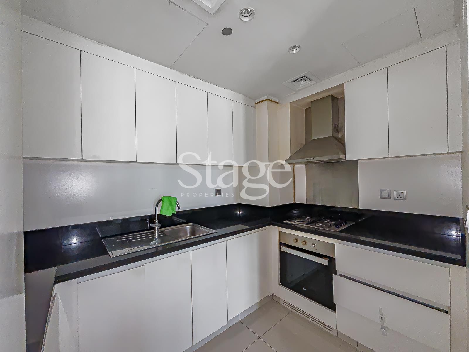 1 bedroom apartment for Rent in Business Bay, Dubai AP10024L
