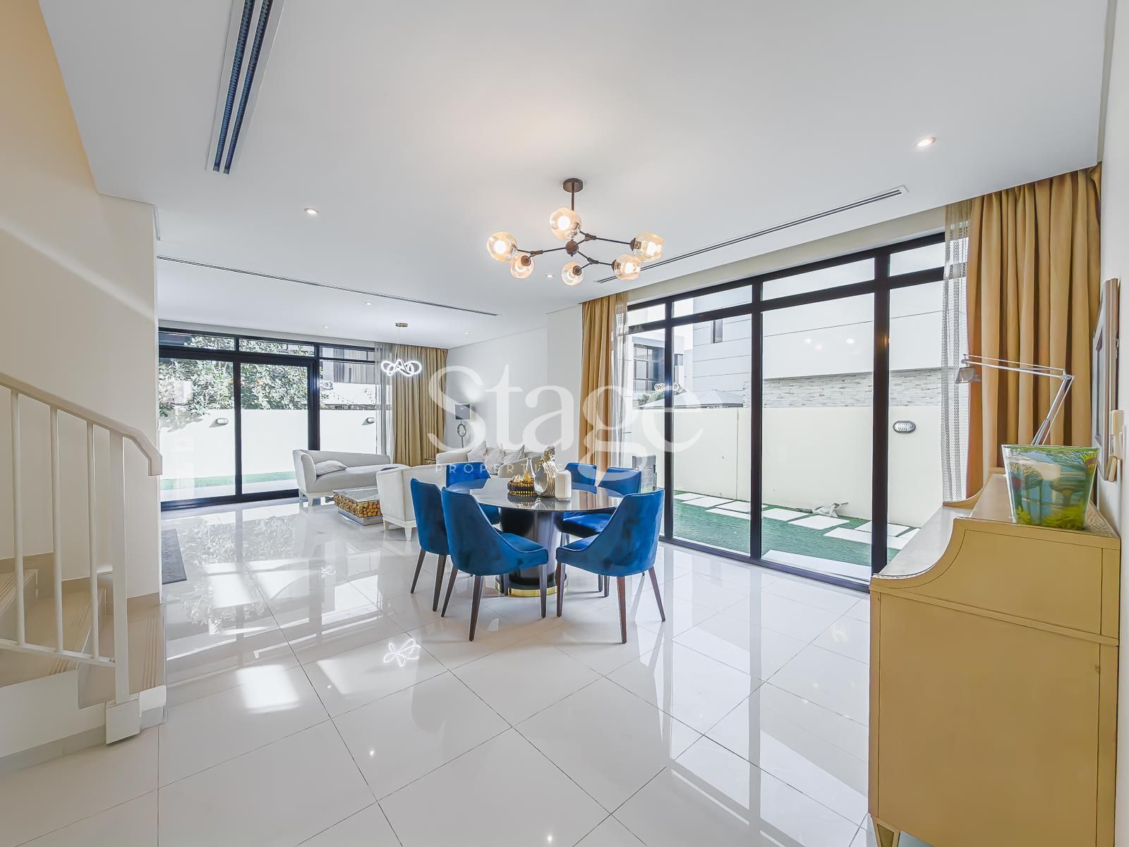 3 bedrooms Twin Villas for Rent in DAMAC Hills, Dubai VI8941L