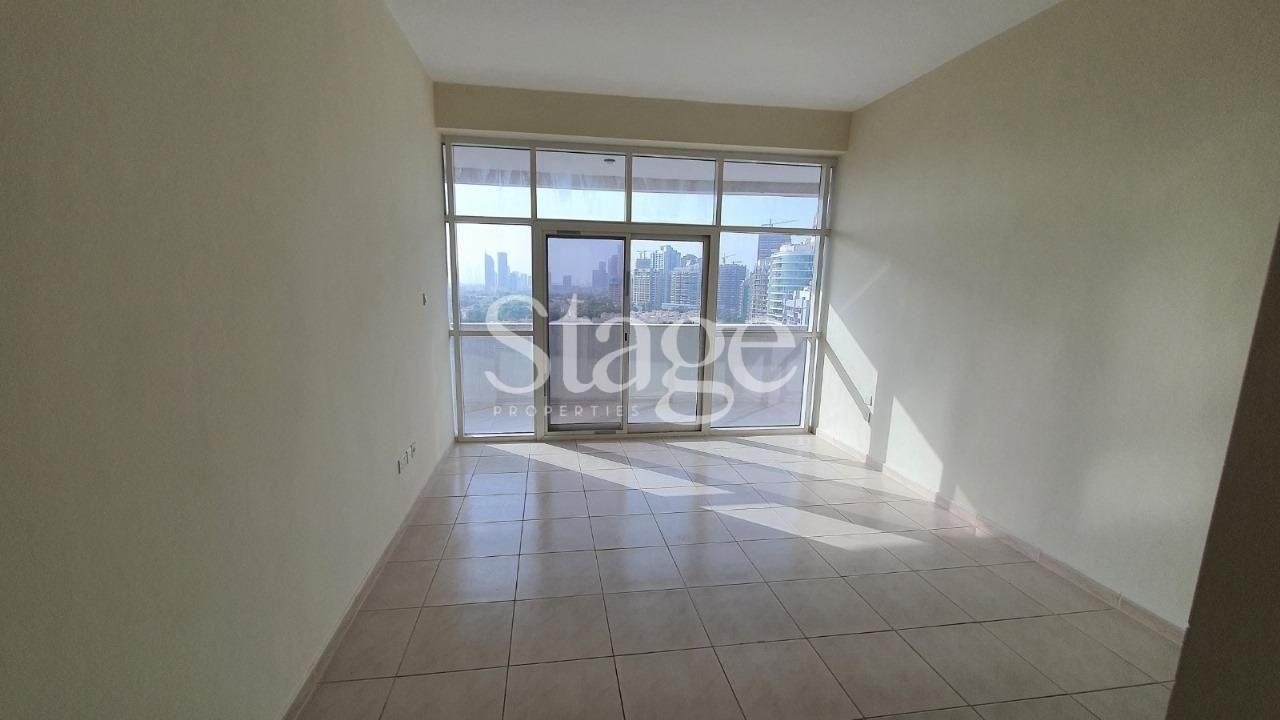 2 bedrooms apartment for Rent in Dubai Sports City, Dubai AP7439L