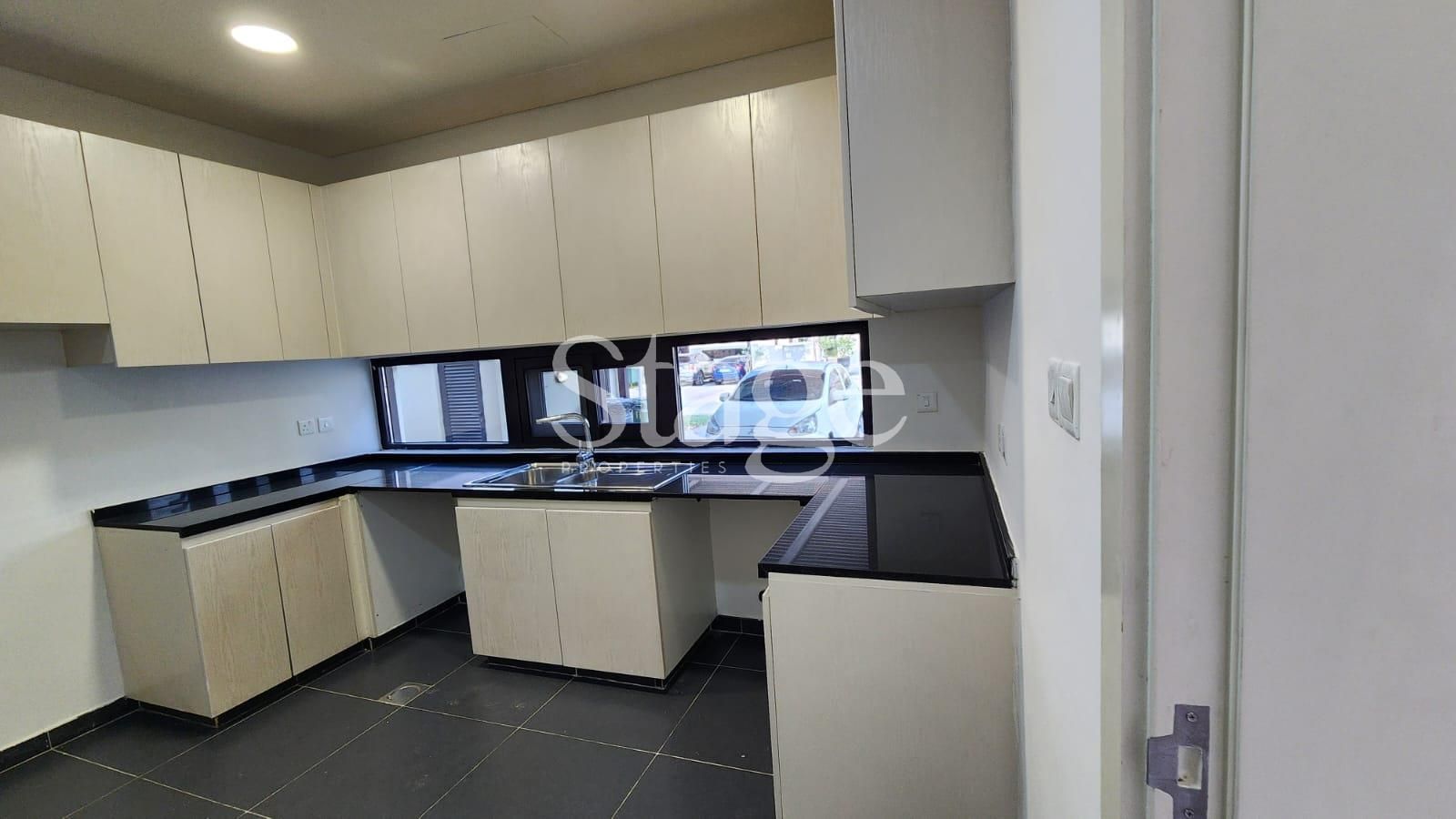 3 bedrooms Townhouse for Rent in DAMAC Hills, Dubai TH7635L