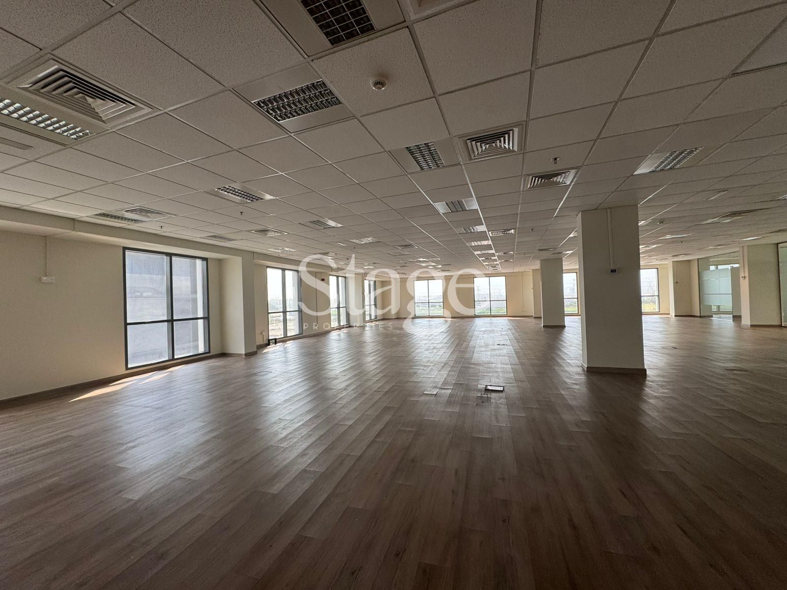 Office Space for Rent in Dubai Investment Park, Dubai OF8319L