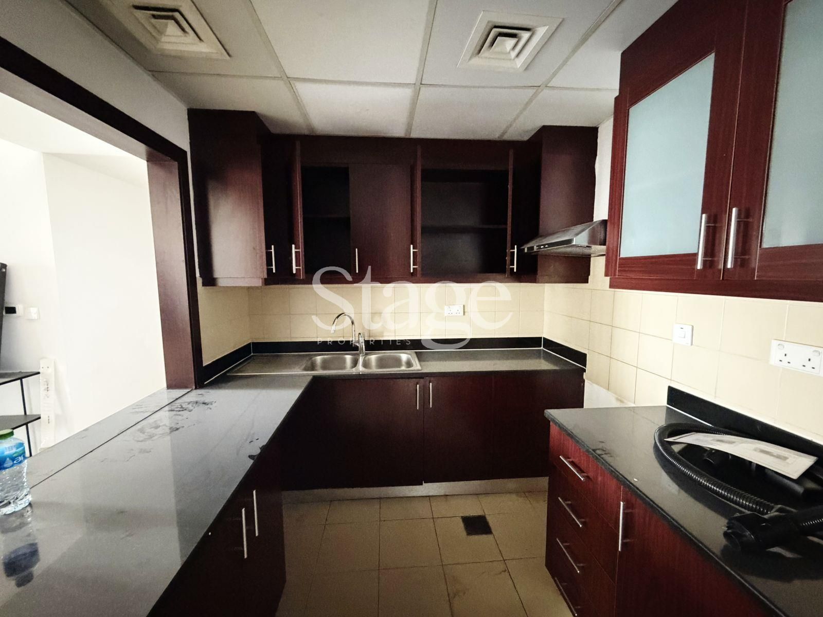 2 bedrooms apartment for Sale in Jumeirah Beach Residence, Dubai AP9524S