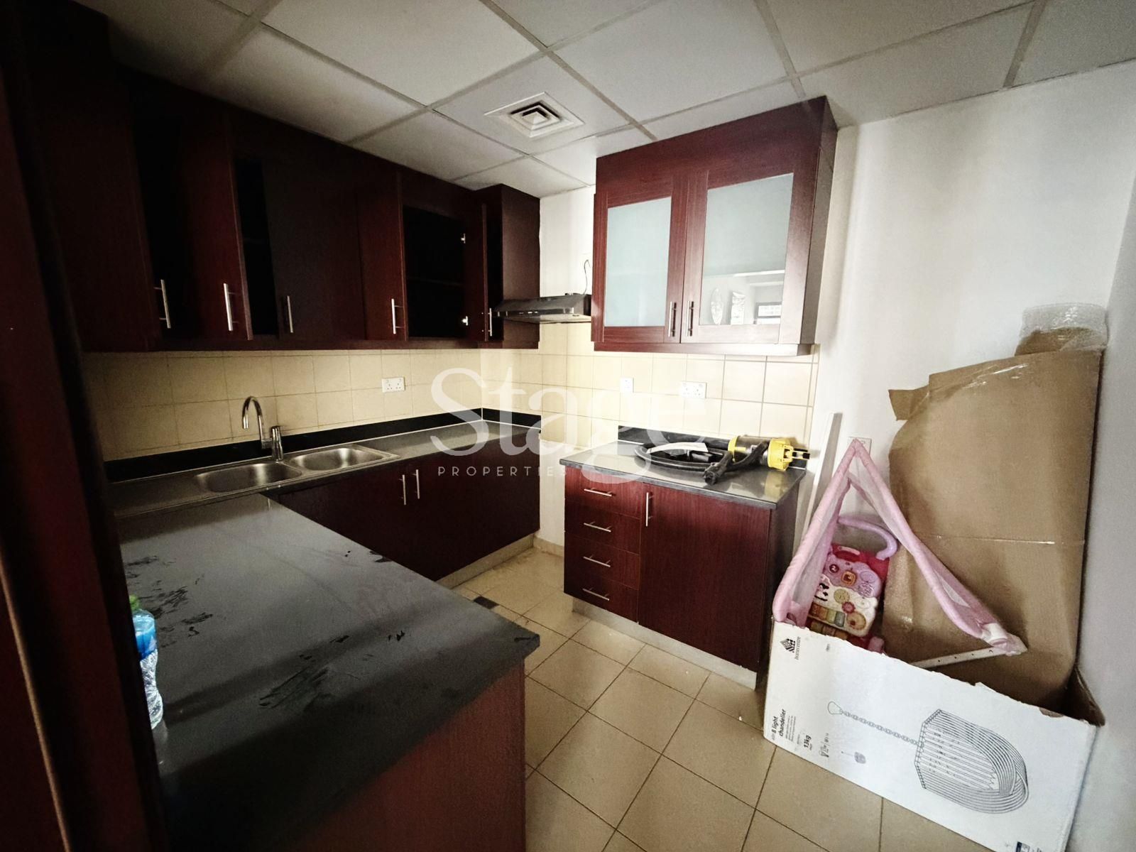 2 bedrooms apartment for Sale in Jumeirah Beach Residence, Dubai AP9524S