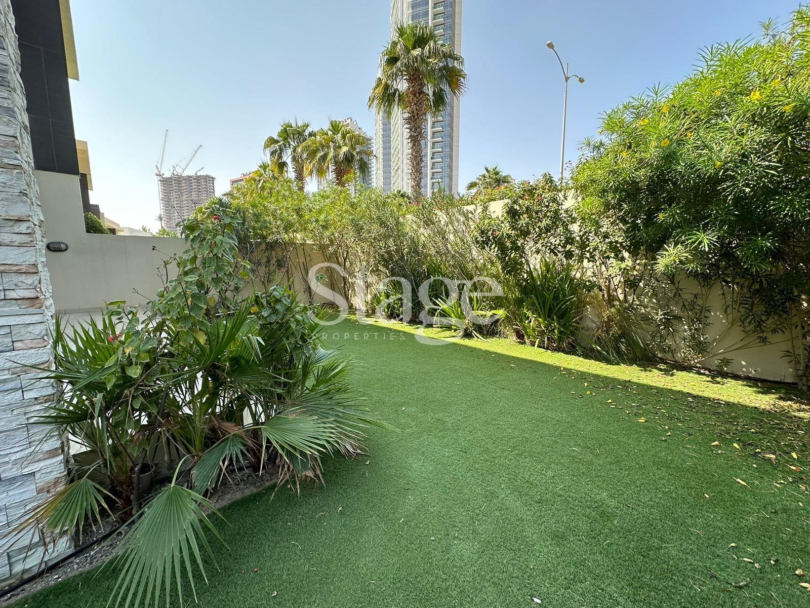 3 bedrooms Twin Villas for Rent in DAMAC Hills, Dubai VI9974L