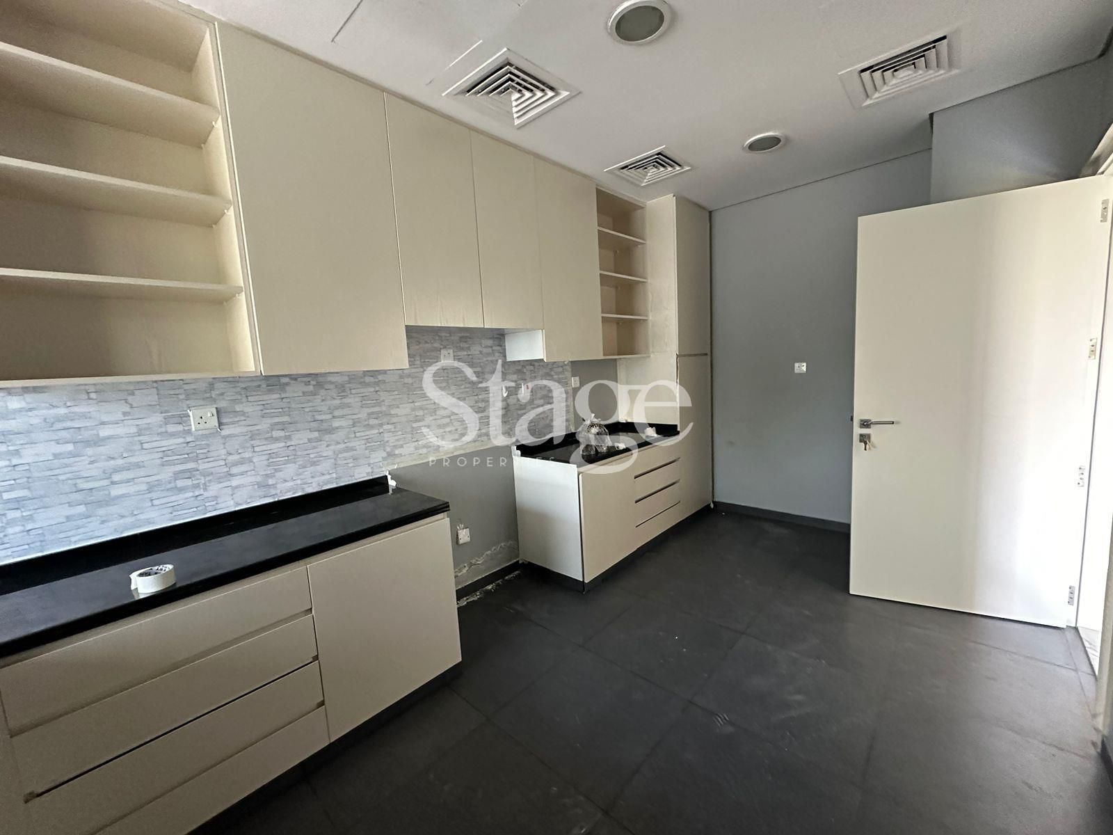 3 bedrooms Twin Villas for Rent in DAMAC Hills, Dubai VI9974L