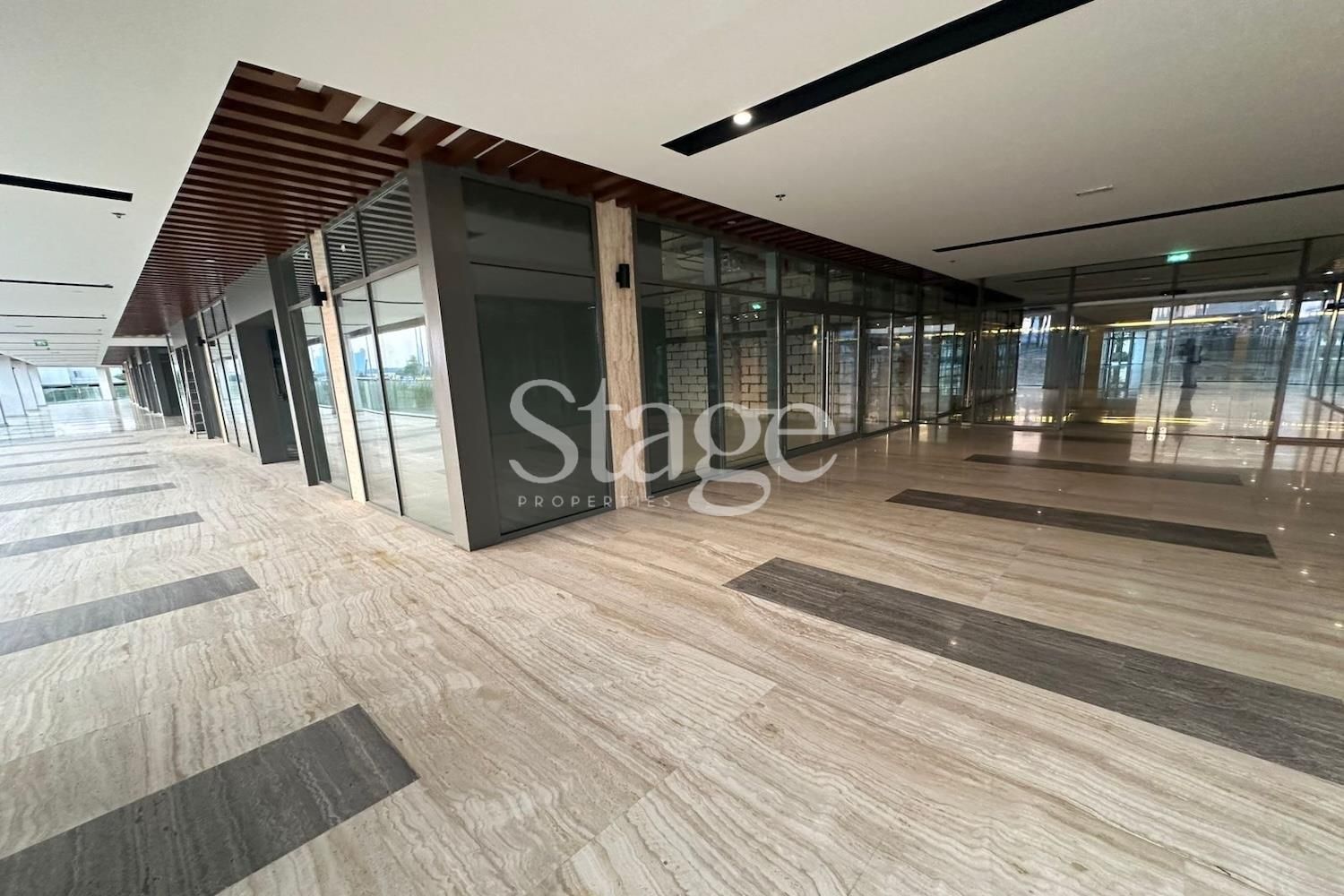 مساحة مكتبية للبيع في Jumeirah Lake Towers، Dubai OF9237S