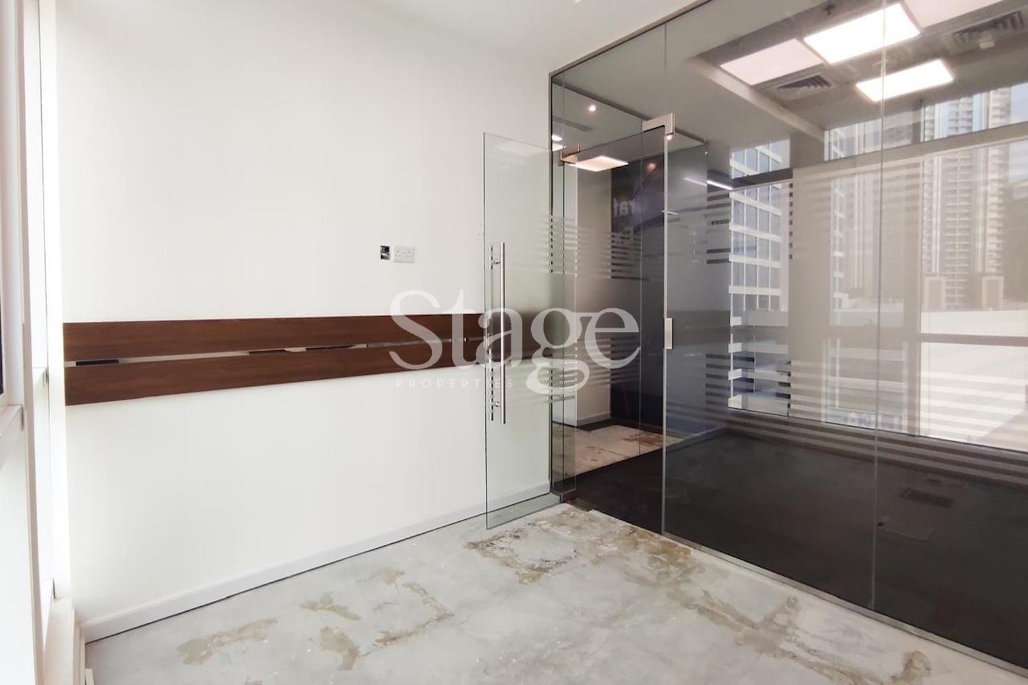 مساحة مكتبية للبيع في Jumeirah Lake Towers، Dubai OF9237S