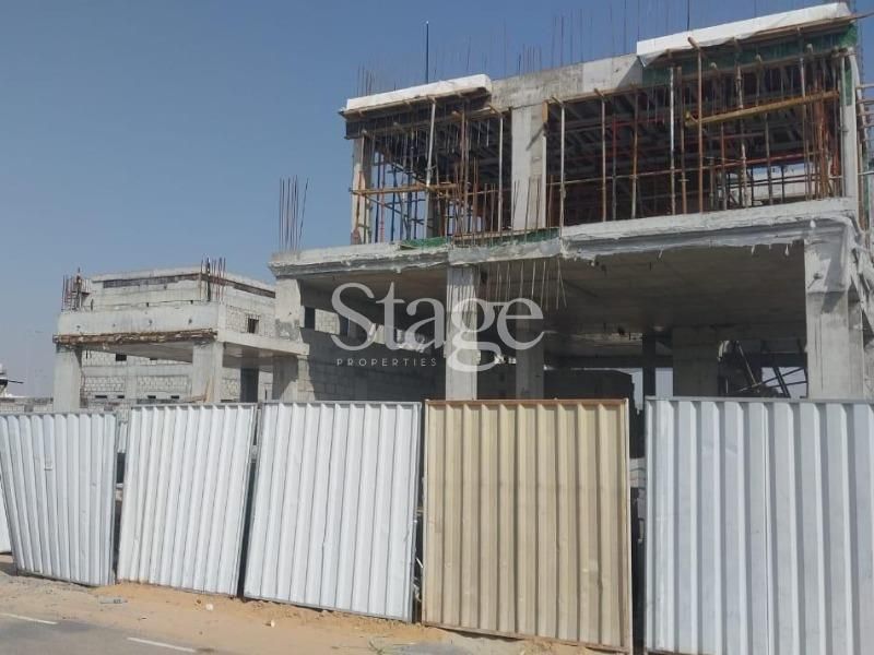 فيلا من ٥ غرف نوم للبيع في Tilal City، Sharjah VI7487S