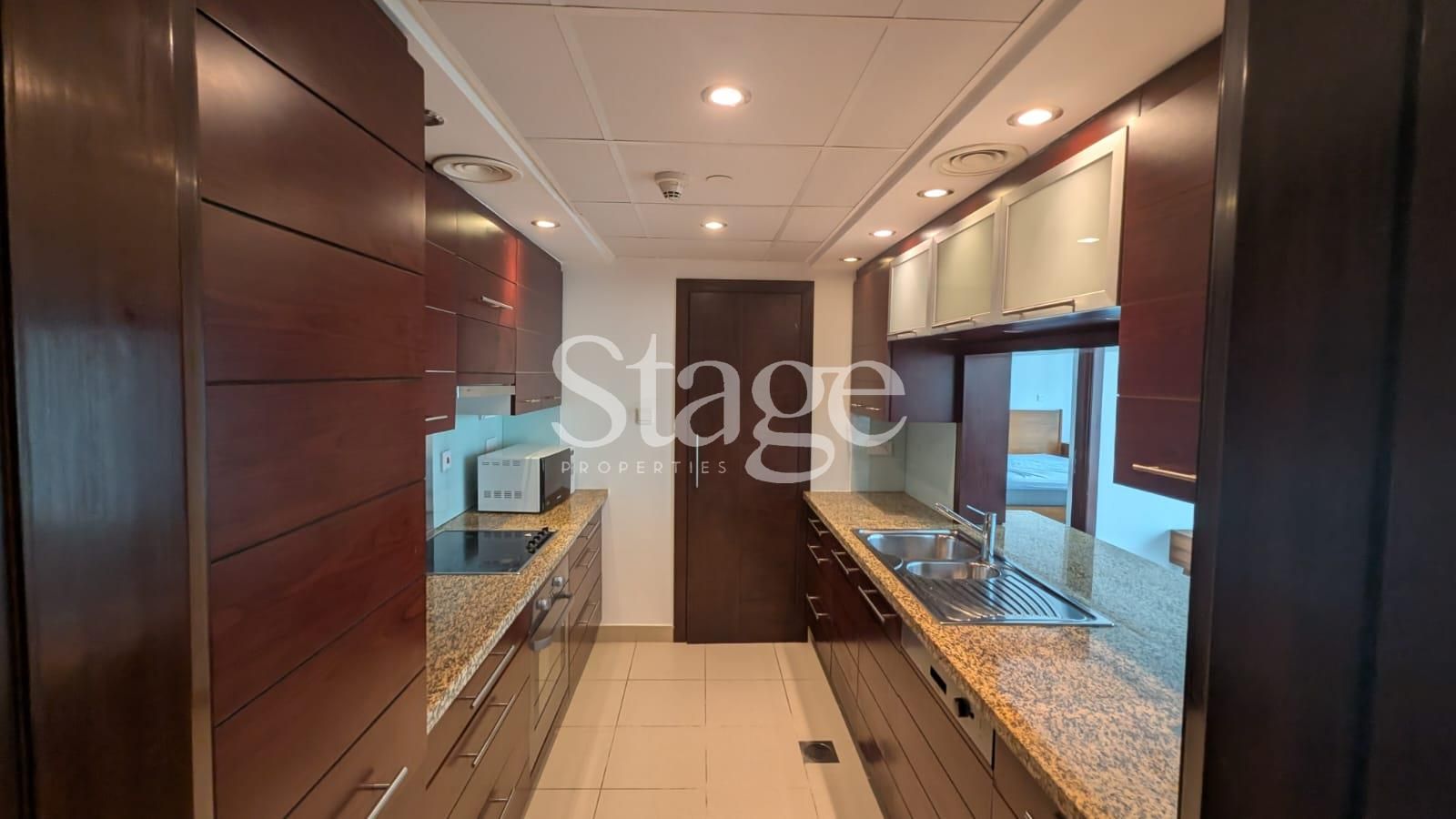 شقة من غرفة نوم للإيجار في Downtown Dubai، Dubai AP9216L