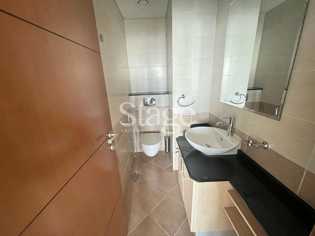 1 bedroom apartment for Sale in Dubai Marina, Dubai AP7529S