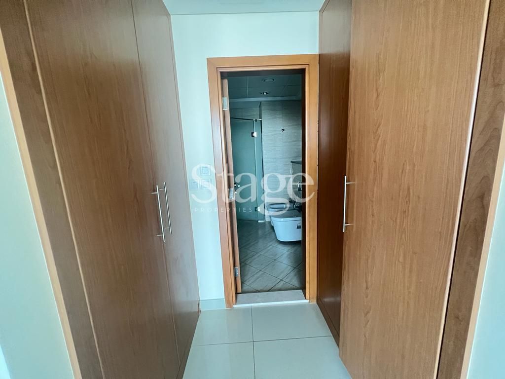 1 bedroom apartment for Sale in Dubai Marina, Dubai AP7529S