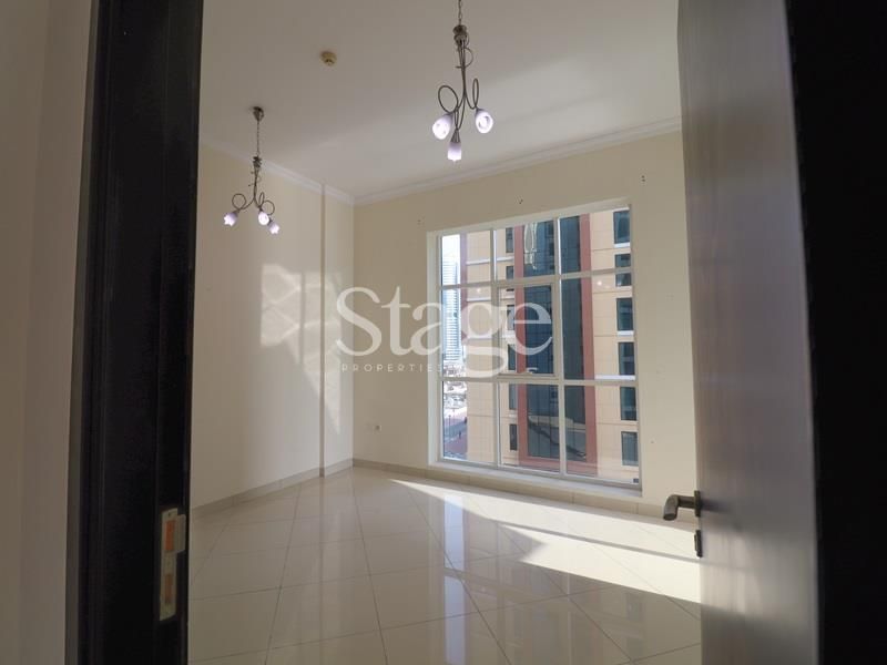 2 bedrooms apartment for Sale in Dubai Marina, Dubai AP7541S
