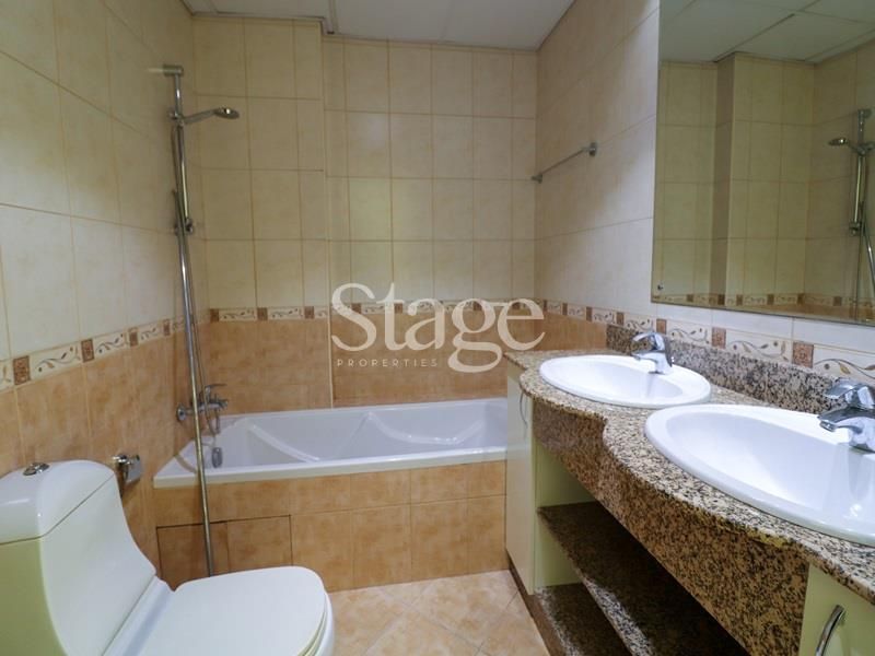 2 bedrooms apartment for Sale in Dubai Marina, Dubai AP7541S