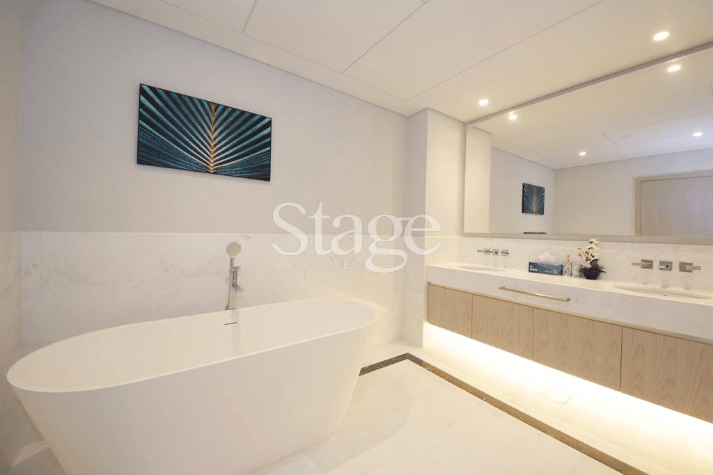 1 bedroom apartment for Rent in Palm Jumeirah, Dubai AP8165L