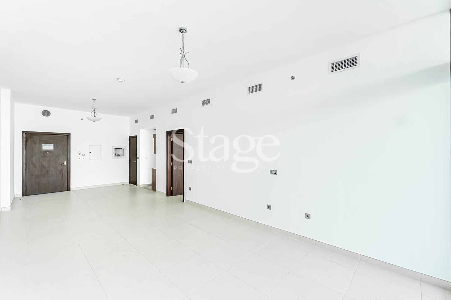 1 bedroom apartment for Rent in Palm Jumeirah, Dubai AP8189L