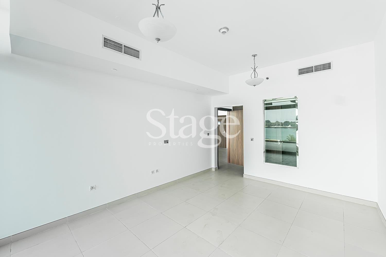 1 bedroom apartment for Rent in Palm Jumeirah, Dubai AP8189L