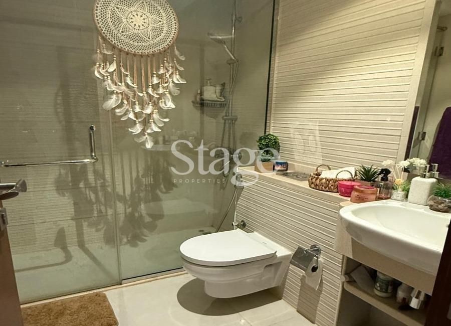 1 bedroom apartment for Sale in Al Jaddaf, Dubai AP9941S