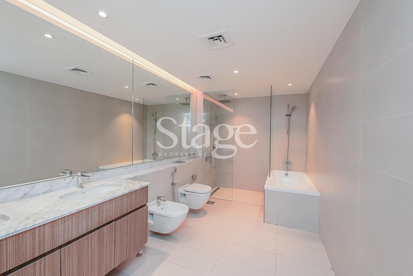 5 bedrooms Duplex for Sale in La Mer, Dubai DX9159S