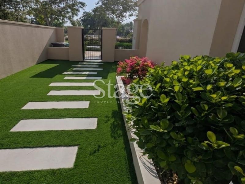 فيلا توأم من ٣ غرف نوم للبيع في Serena، Dubai VI9627S