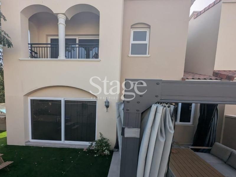 فيلا توأم من ٣ غرف نوم للبيع في Serena، Dubai VI9627S