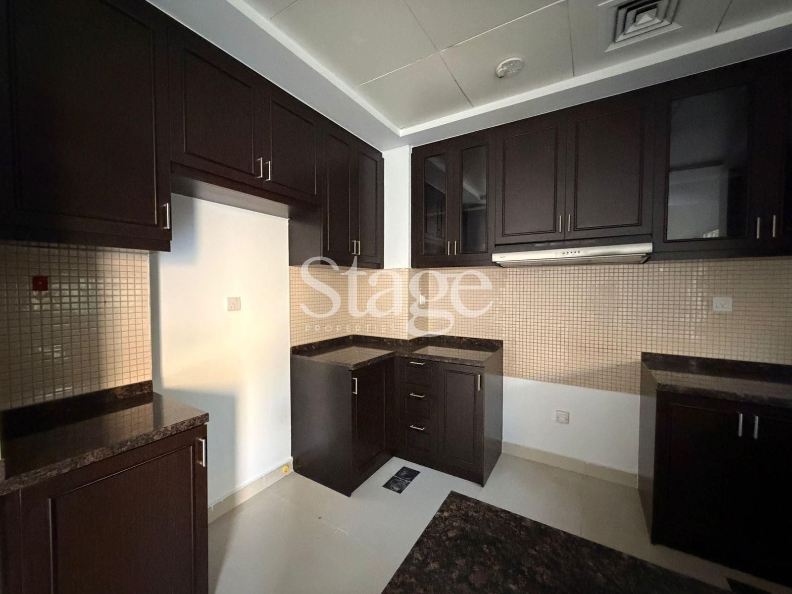 2 bedrooms Villas for Sale in Serena, Dubai VI9332S