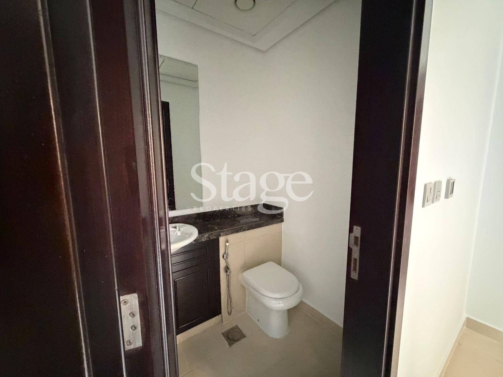 2 bedrooms Villas for Sale in Serena, Dubai VI9332S