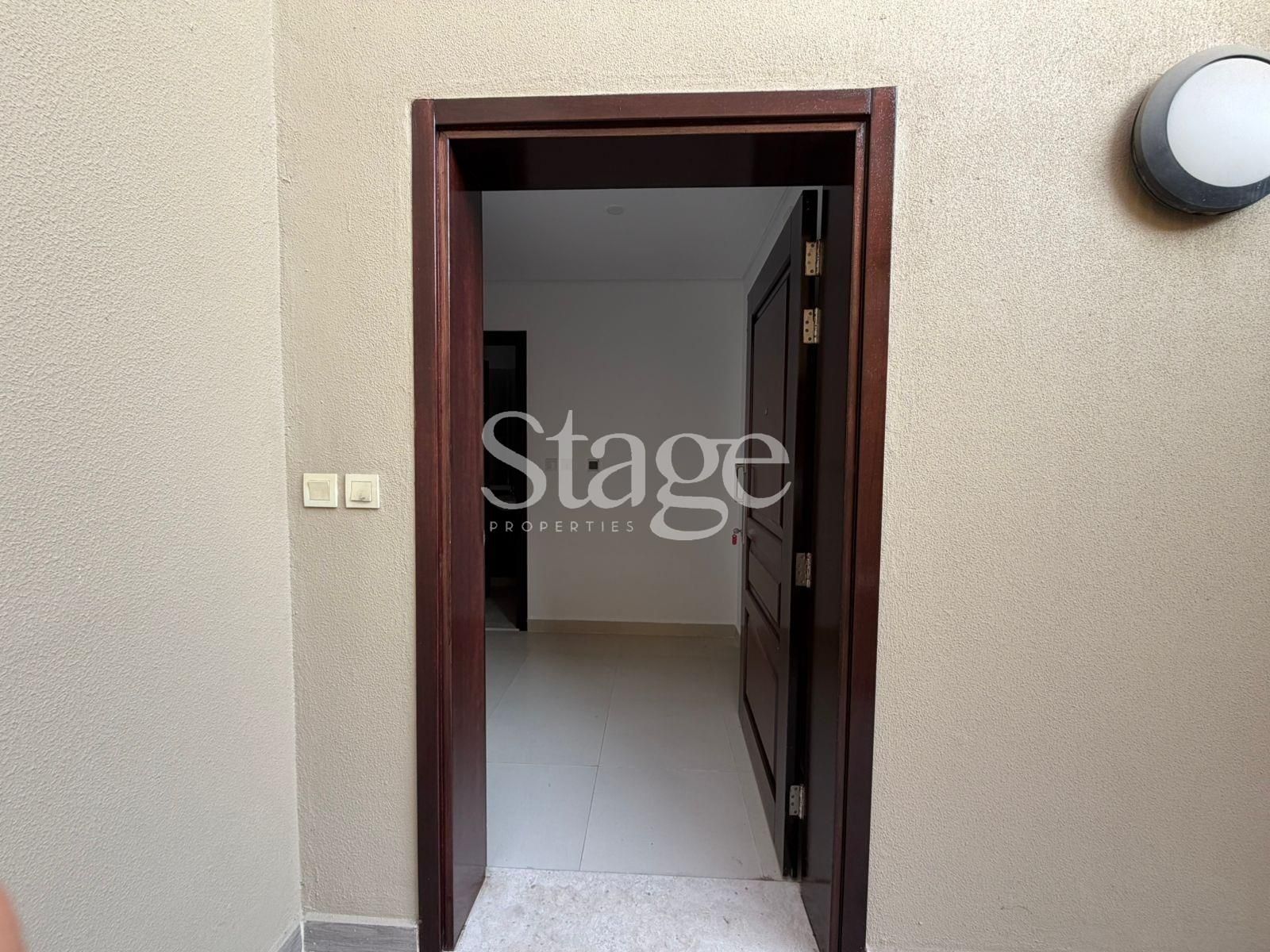 2 bedrooms Villas for Sale in Serena, Dubai VI9332S