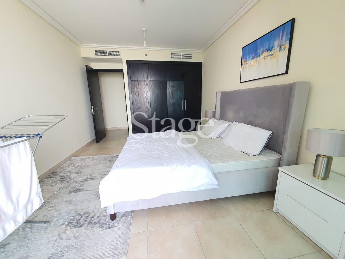 2 bedrooms apartment for Sale in Jumeirah Lake Towers, Dubai AP7563S