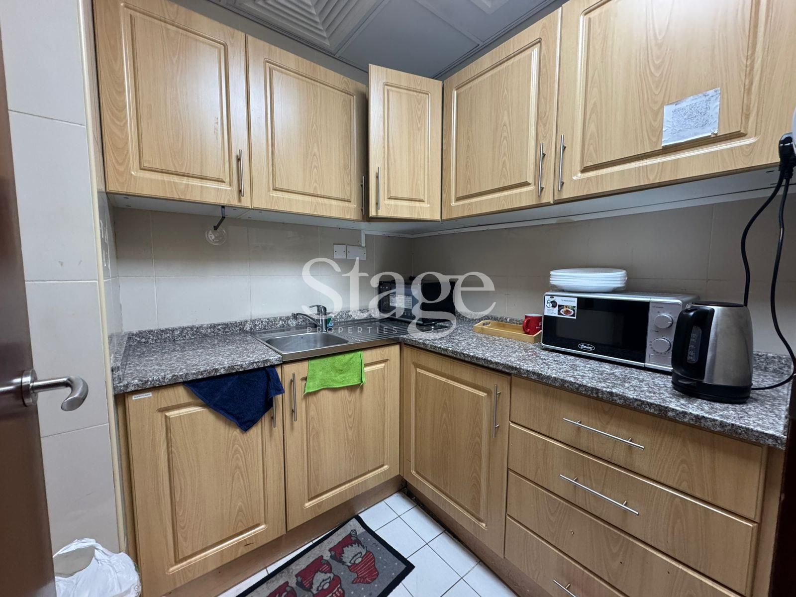 Office Space for Rent in Dubai Investment Park, Dubai OF8320L