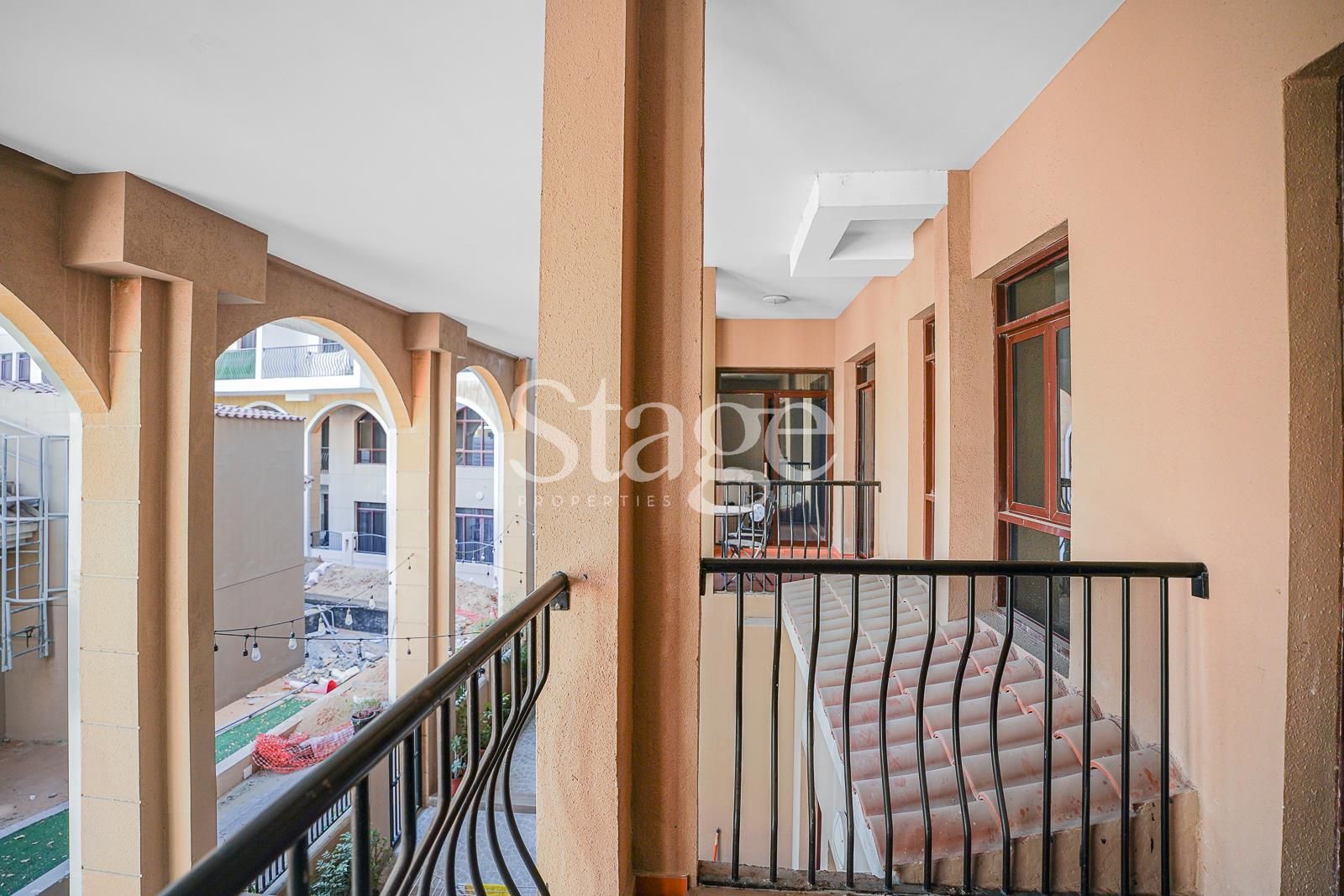 2 bedrooms Duplex for Sale in Jumeirah Village Circle, Dubai DX7937S