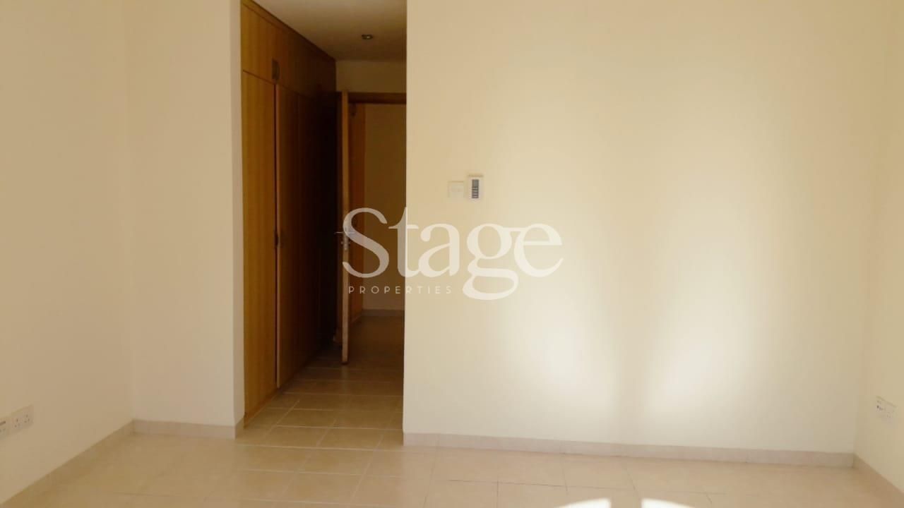 1 bedroom apartment for Sale in Discovery Gardens, Dubai AP8123S
