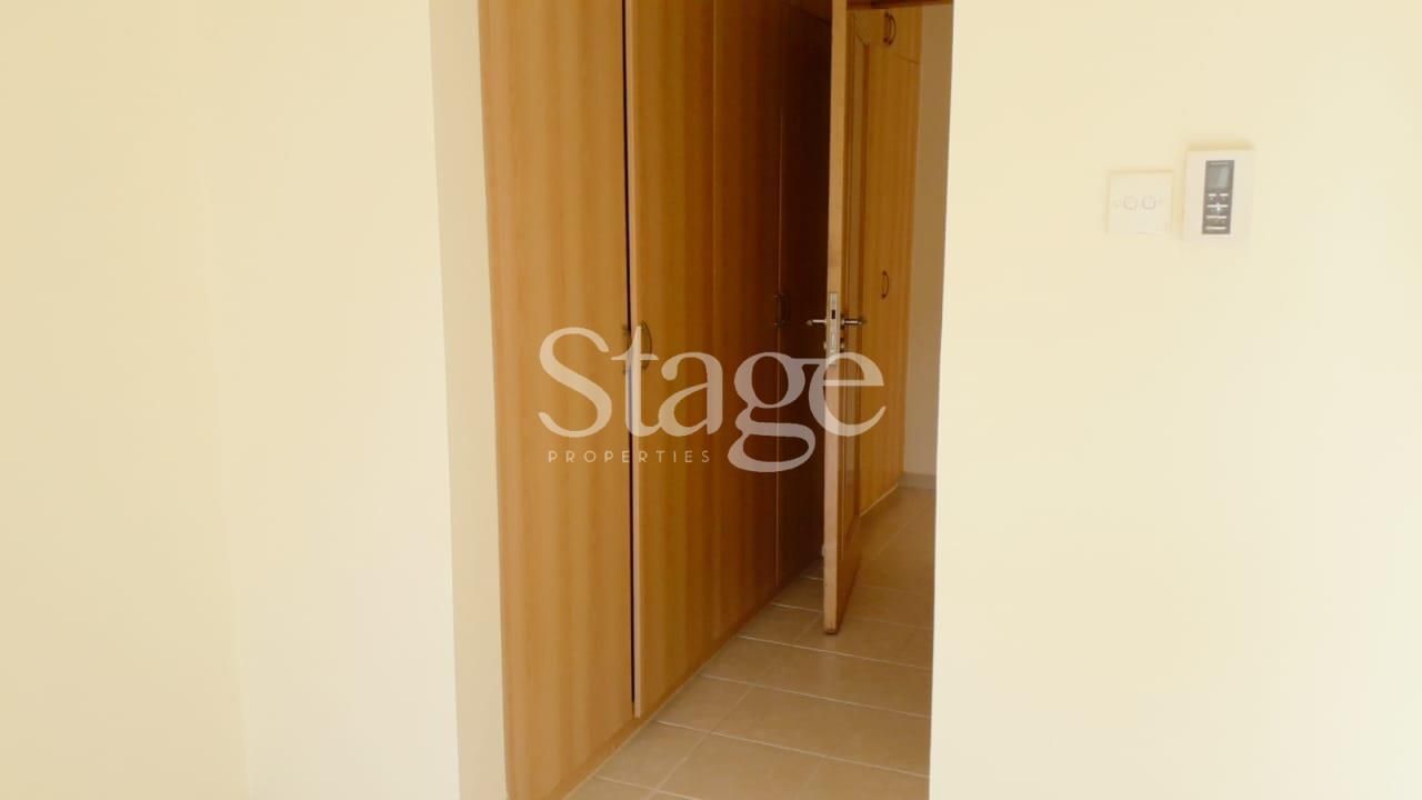 1 bedroom apartment for Sale in Discovery Gardens, Dubai AP8123S