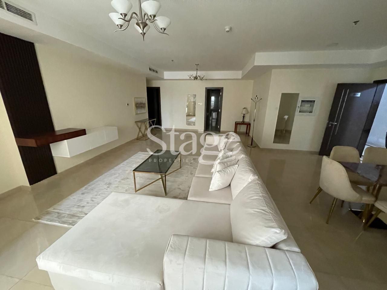 6 bedrooms Villas for Rent in Palm Jumeirah, Dubai VI9510L
