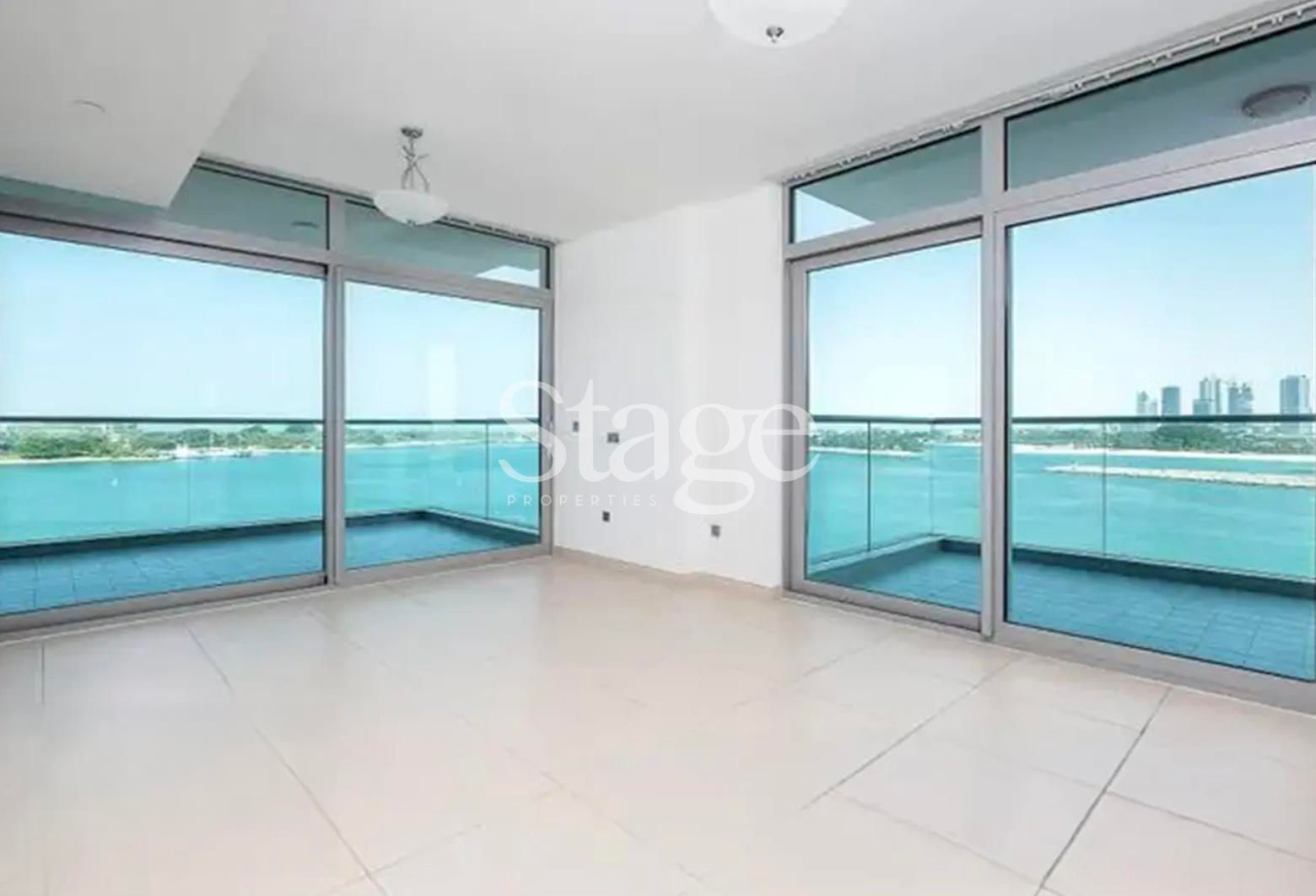 2 bedrooms apartment for Rent in Palm Jumeirah, Dubai AP7558L