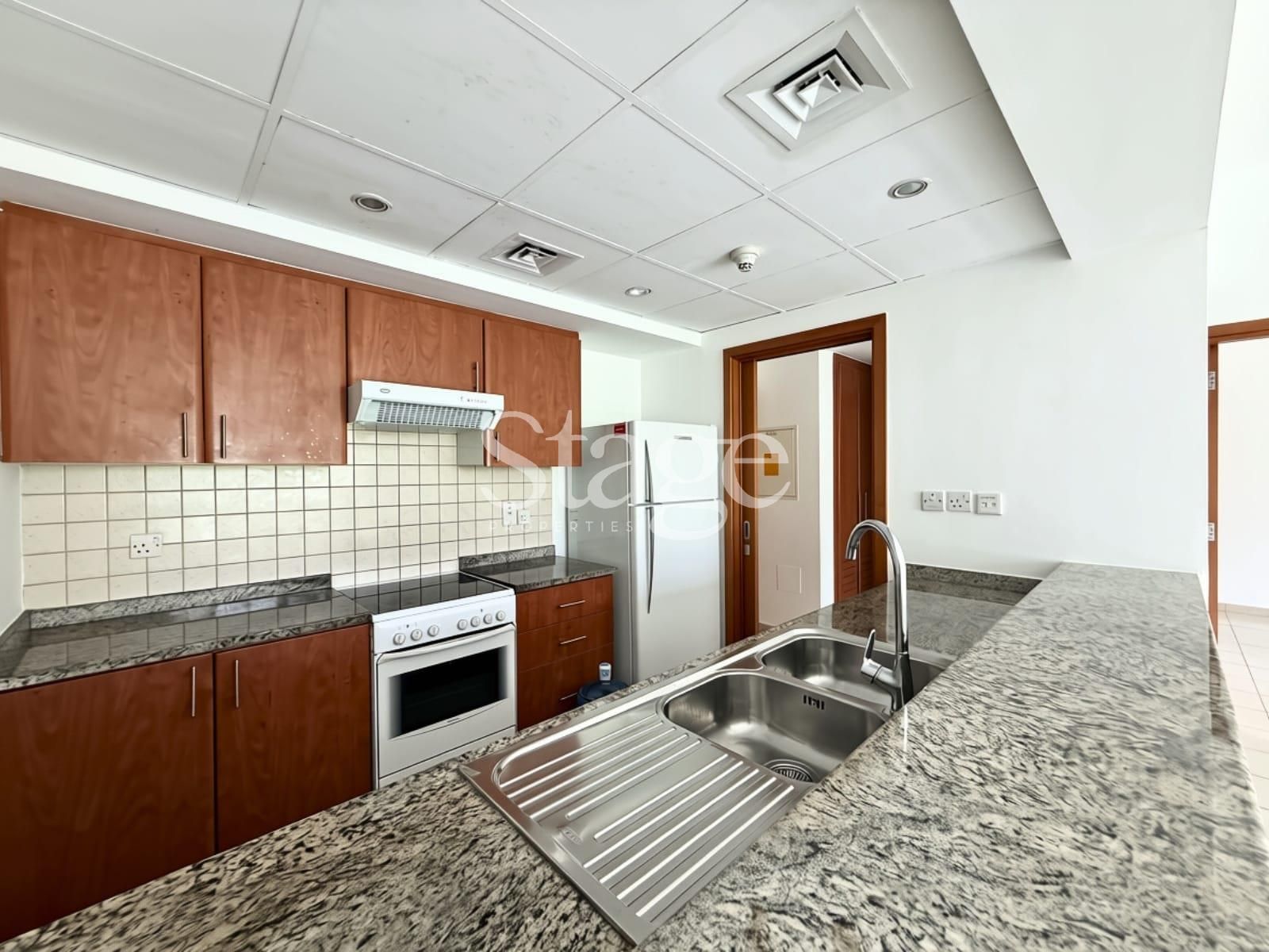 1 bedroom apartment for Rent in Greens, Dubai AP9790L