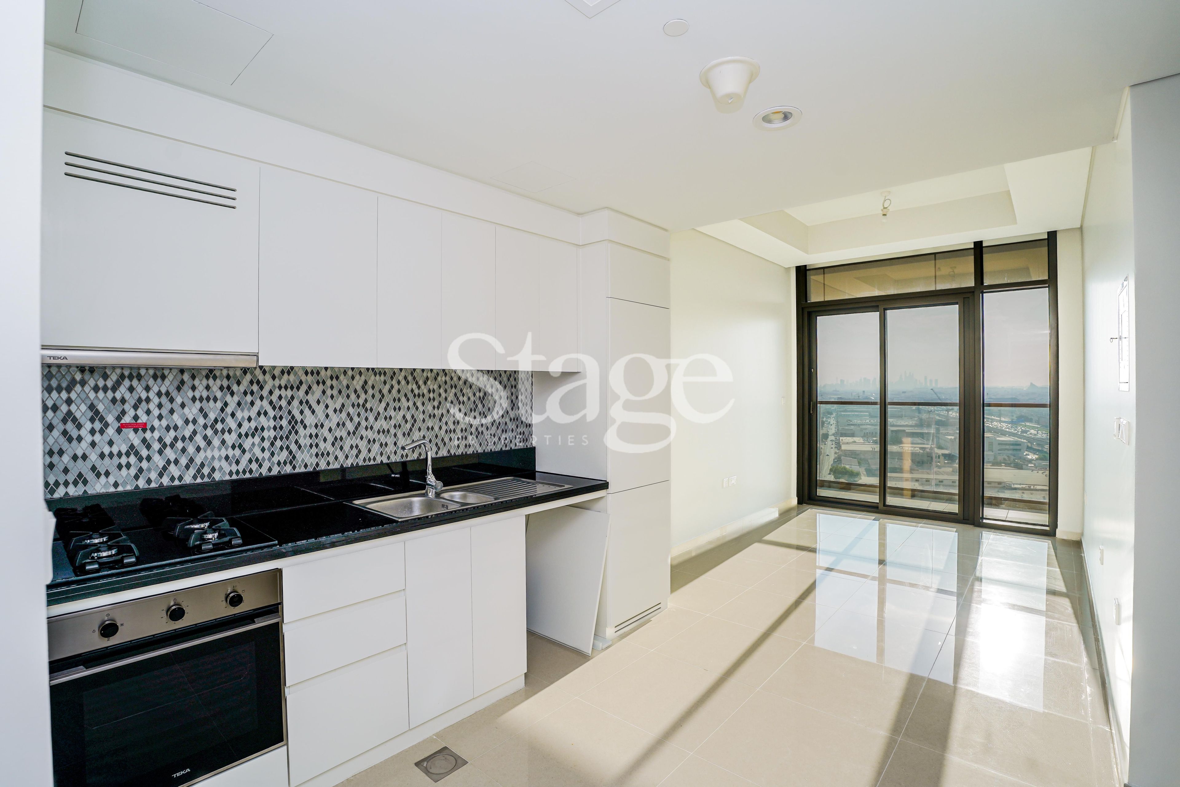 1 bedroom apartment for Rent in Business Bay, Dubai AP8655L