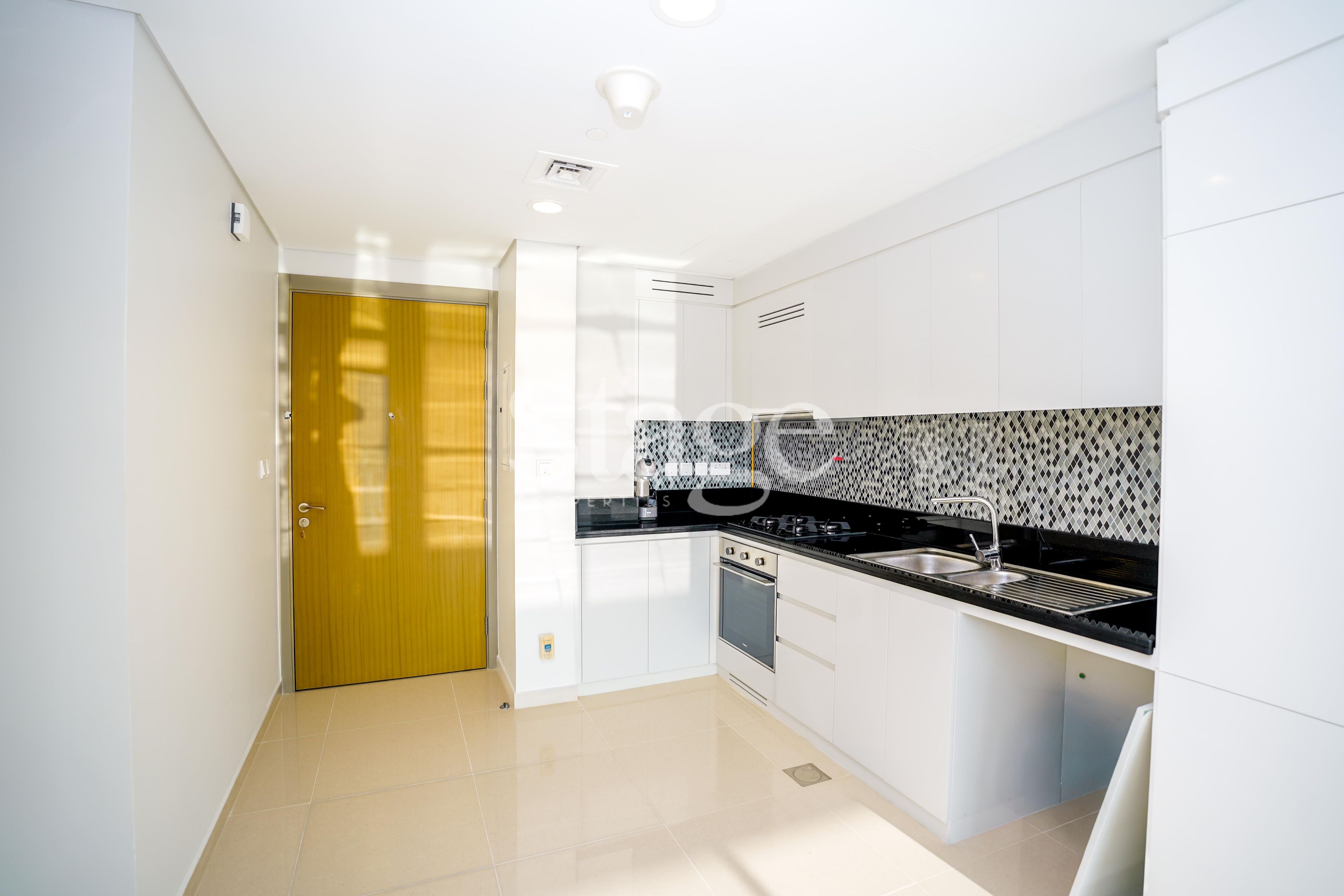 1 bedroom apartment for Rent in Business Bay, Dubai AP8655L