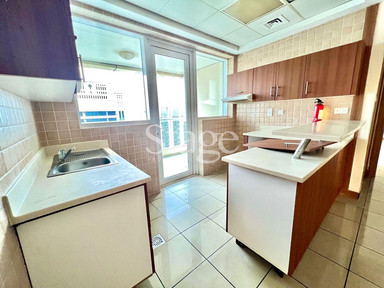 2 bedrooms apartment for Rent in Dubai Marina, Dubai AP7576L