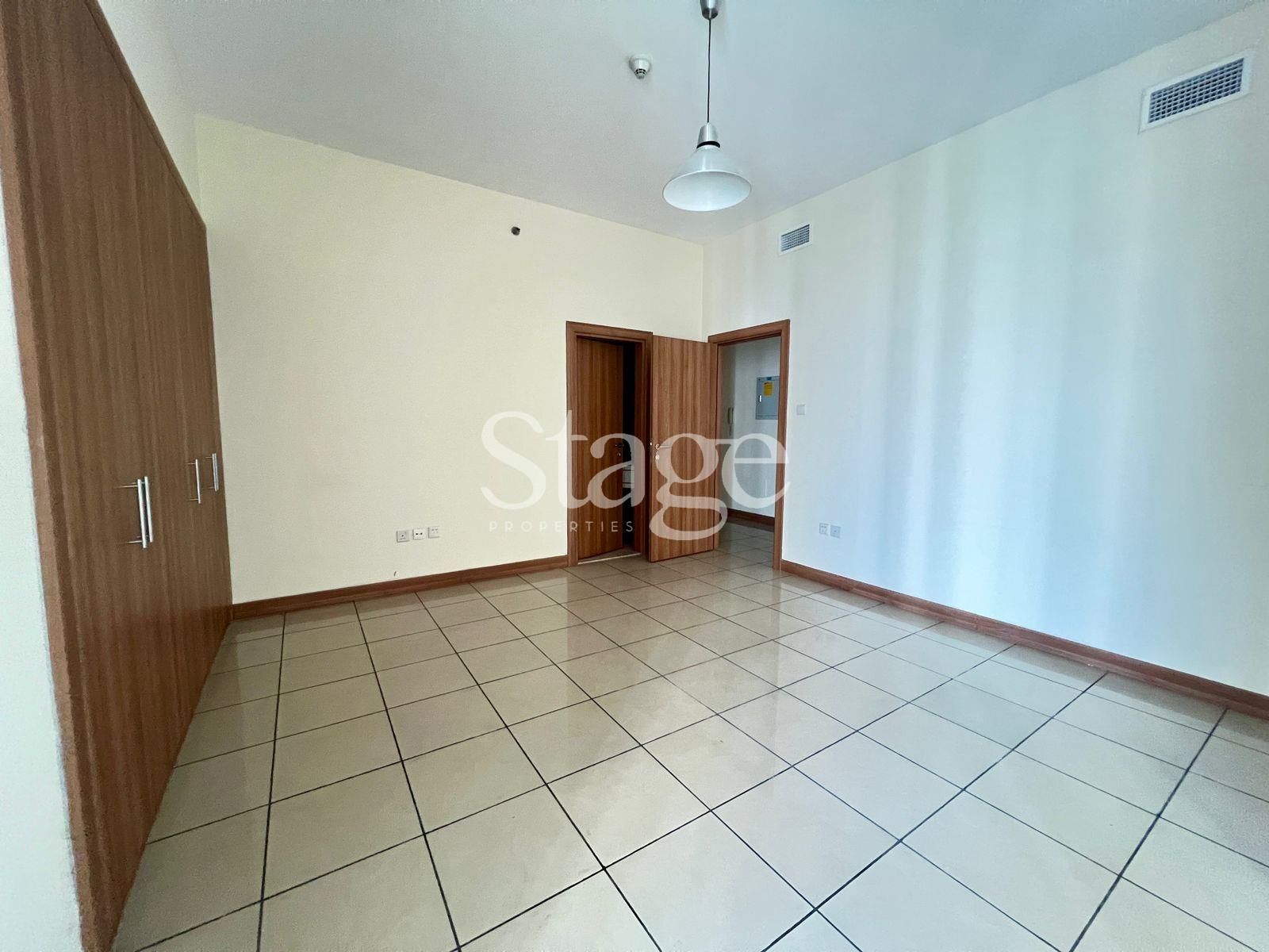 1 bedroom apartment for Rent in Dubai Marina, Dubai AP7577L