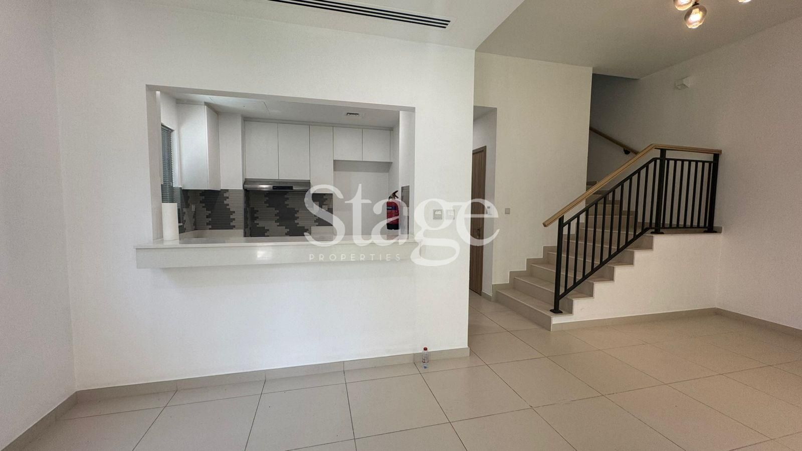 4 bedrooms Townhouse for Rent in Dubai Land, Dubai TH8288L