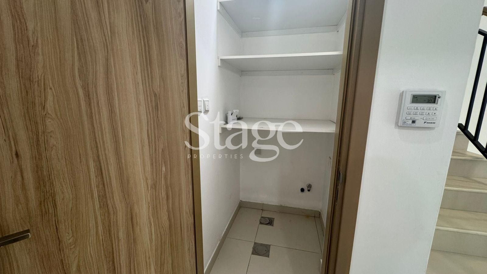 4 bedrooms Townhouse for Rent in Dubai Land, Dubai TH8288L