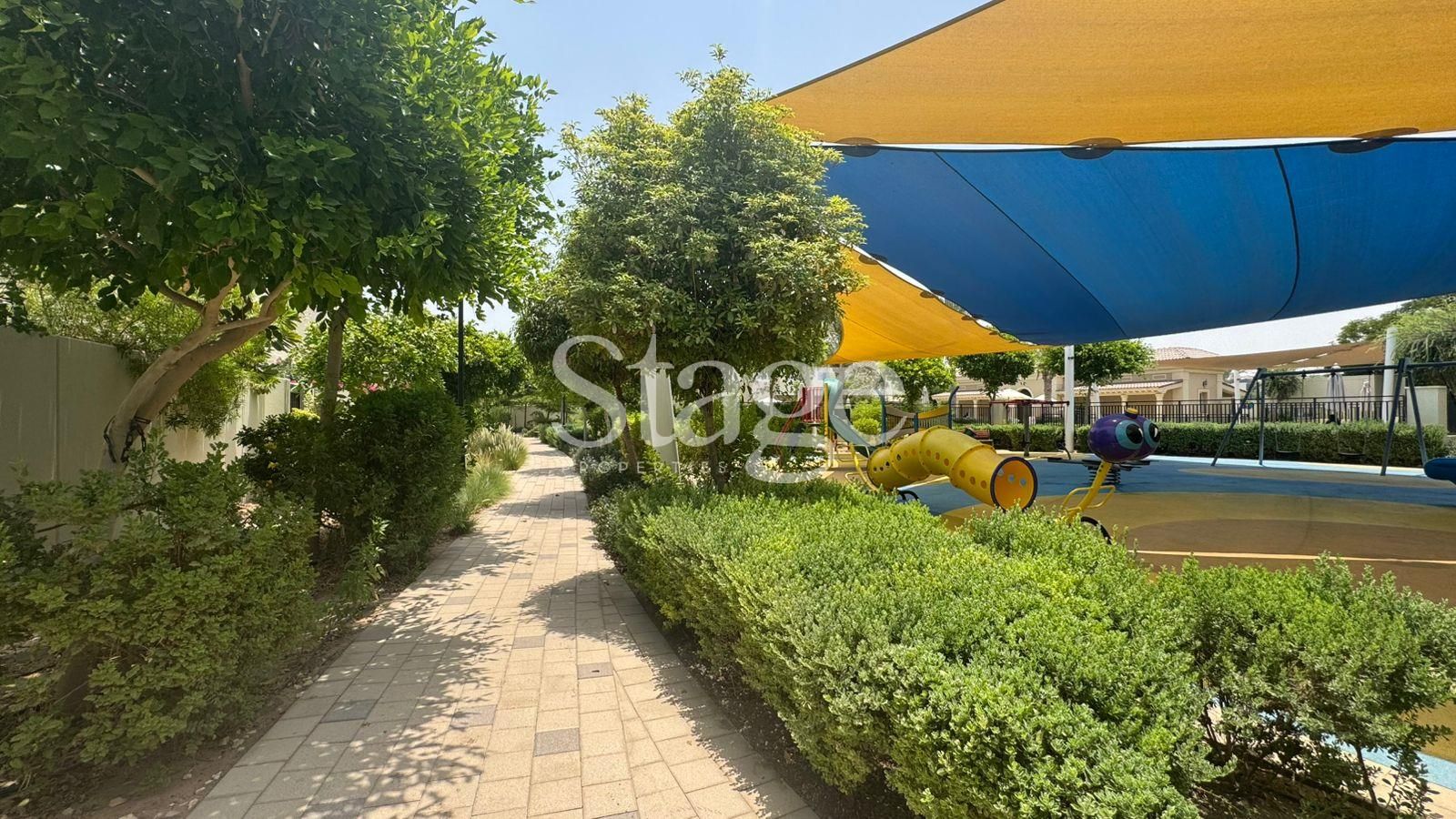 4 bedrooms Townhouse for Rent in Dubai Land, Dubai TH8288L