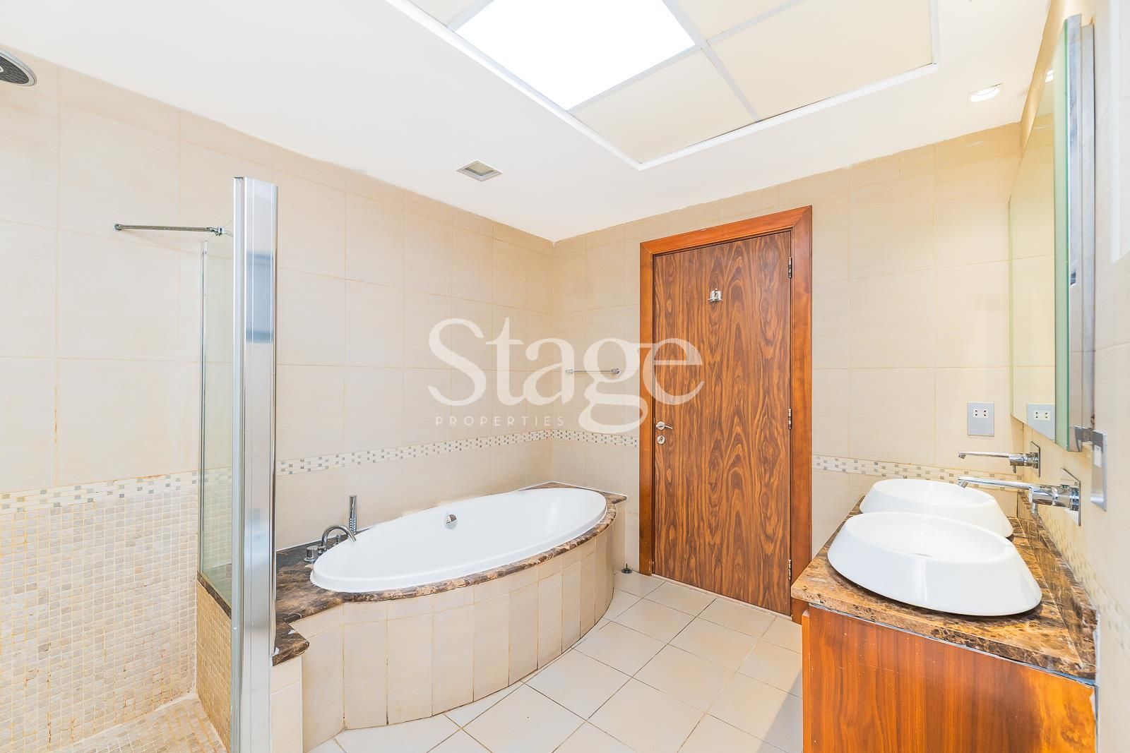 4 bedrooms Twin Villas for Sale in Business Bay, Dubai VI9029S